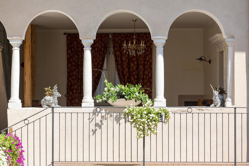 Colle Ameno Room And Breakfast Rovereto  Exterior foto