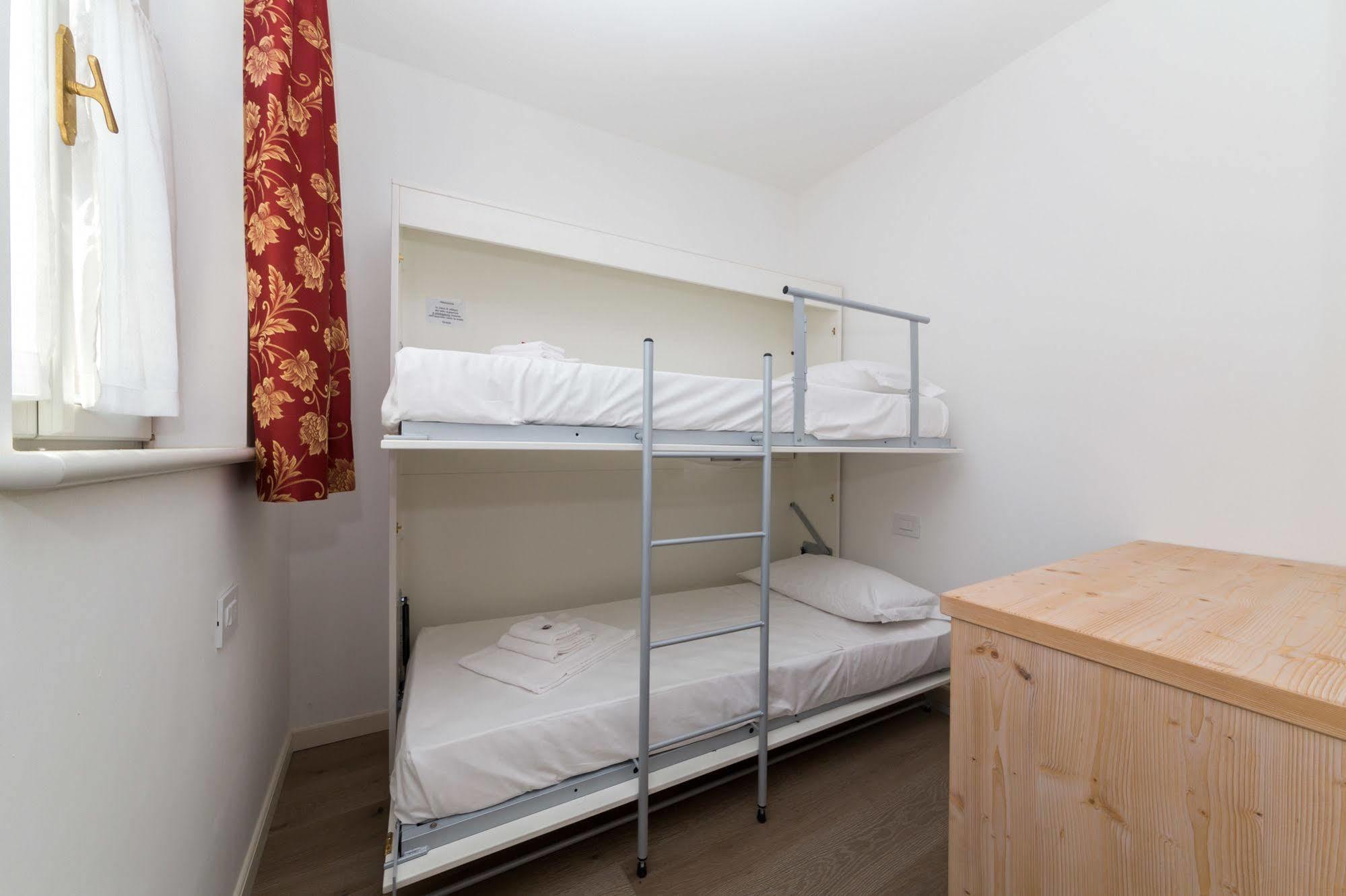 Colle Ameno Room And Breakfast Rovereto  Exterior foto